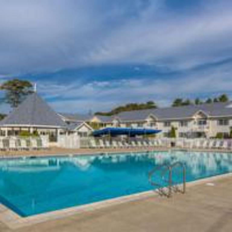 Ogunquit Hotel And Suites Exterior photo