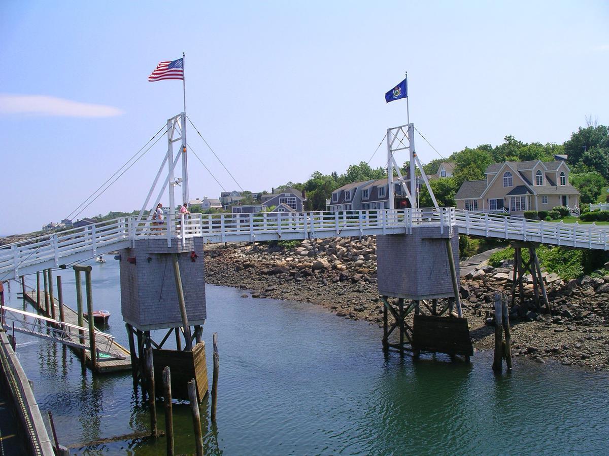 Ogunquit Hotel And Suites Exterior photo